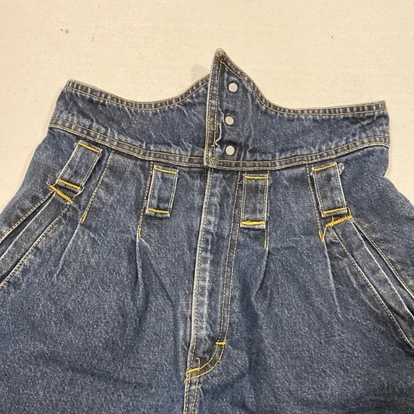 Vintage Size 7 Sostanza Denim Pleated Cut off shorts - Picture 7 of 10